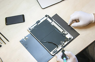 smartphone repair in paris